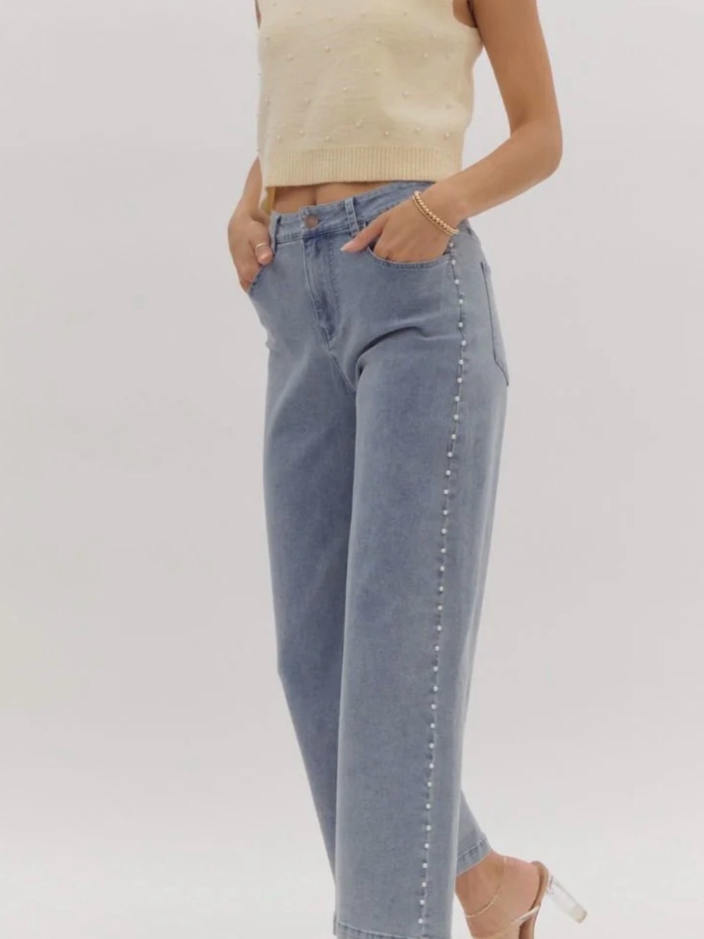 Entro Light Blue Pearl-Trim Straight Leg  Cropped Jeans - Women NWT Large